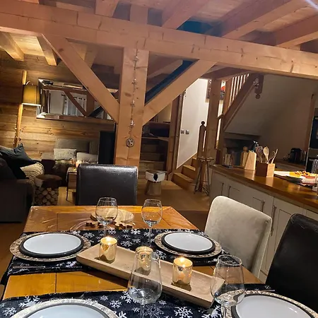 Standing Jacuzzi Chalet Samoens