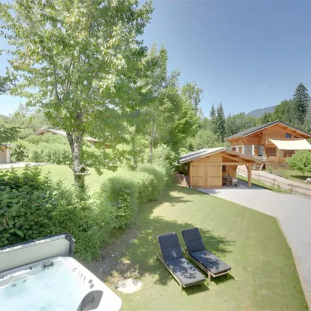 Chalet Standing Jacuzzi Samoens